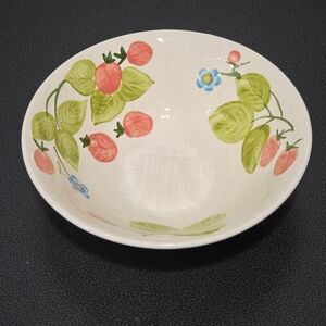 Sunnycraft Genuine Ironstone 7" Textured Fruit Bowl